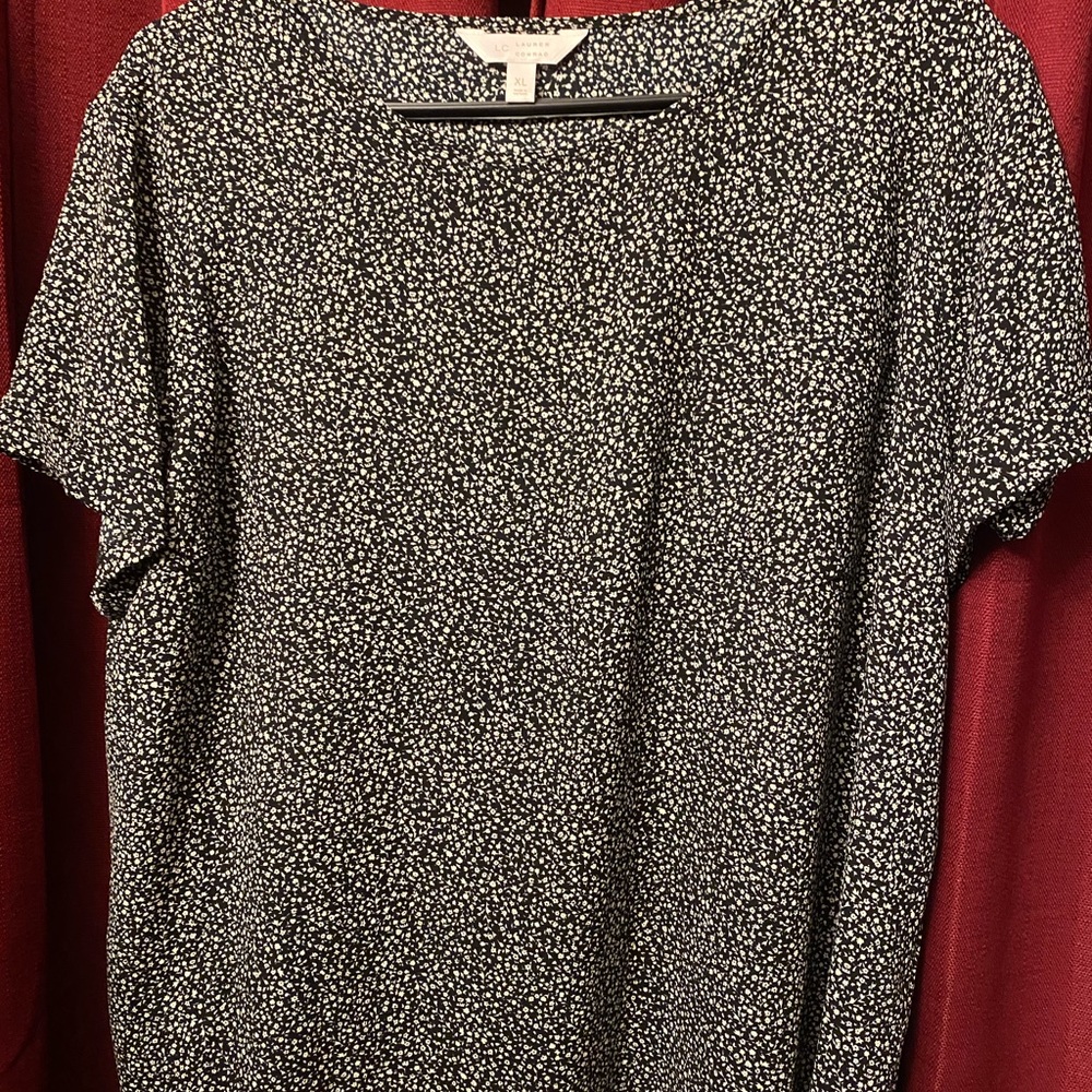 LC Laura Conrad-Black/White Flower w/ pocket-XL